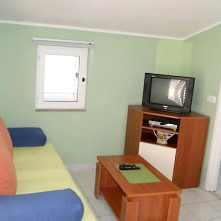 Apartamento 2 Bedrooms At Zadar