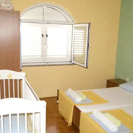 2 Bedrooms At Zadar
